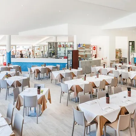 Miramare Village 3* 소토마리나