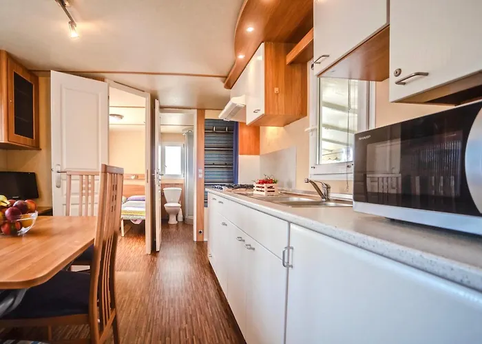 Kompleks wypoczynkowy Miramare Village 3*