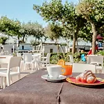 Miramare Village Tatil parkı 3*