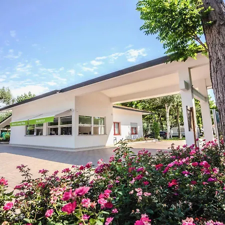 Miramare Village Tatil parkı