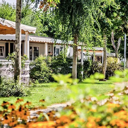 Prázdninový areál Miramare Village 3*