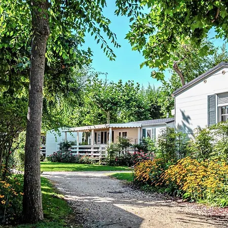 База отдыха Miramare Camping Village Соттомарина